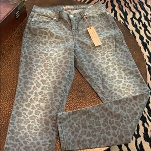 Authentic Nine West Vintage America leopard jeans